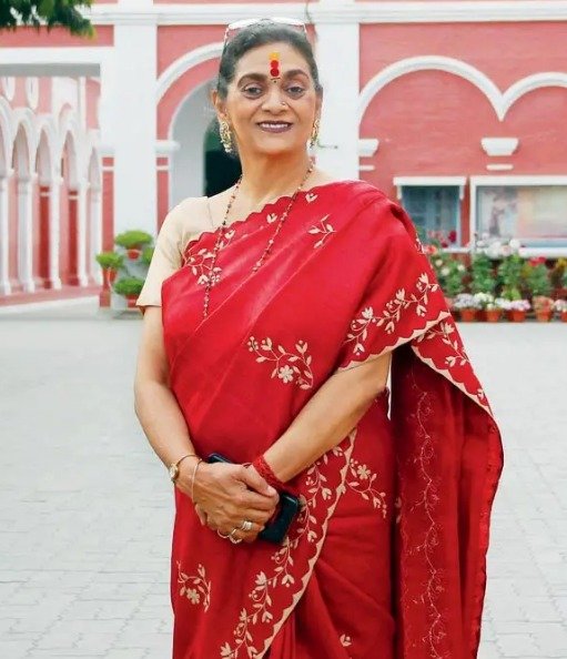 Dr. Nishi Pandey